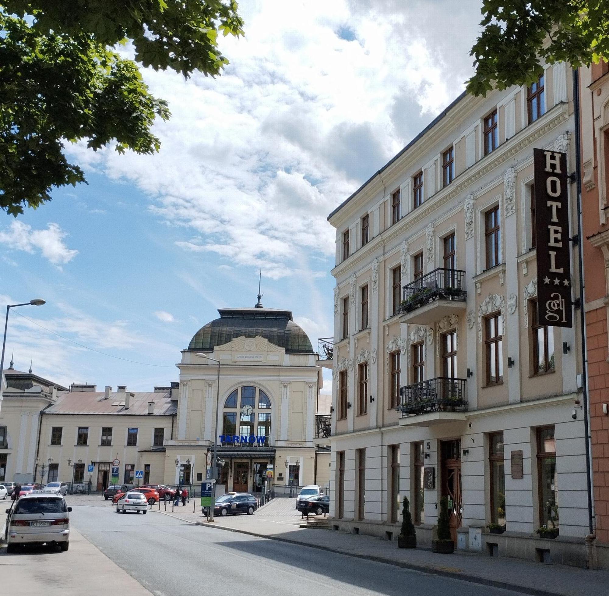 Hotel Gal Tarnów Exterior foto
